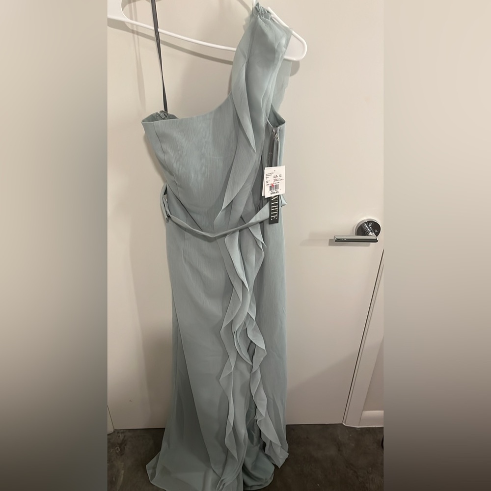 NWT Size 6 but fits like a 4! $50